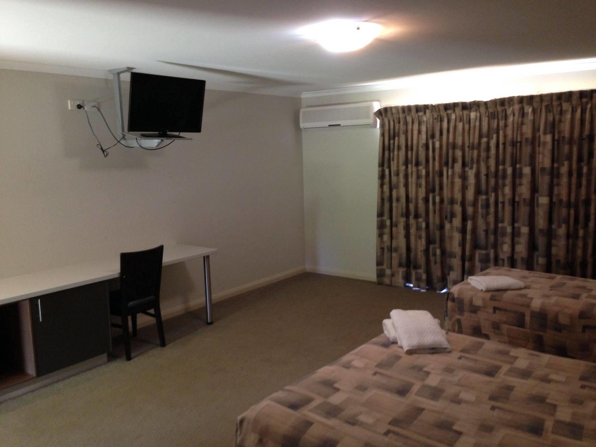 Coro Club Motel Griffith Zewnętrze zdjęcie